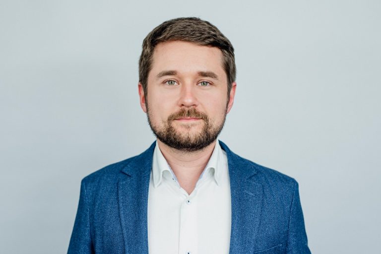 Bardziej „zielona” chmura – nowe regulacje UE dla centrów danych