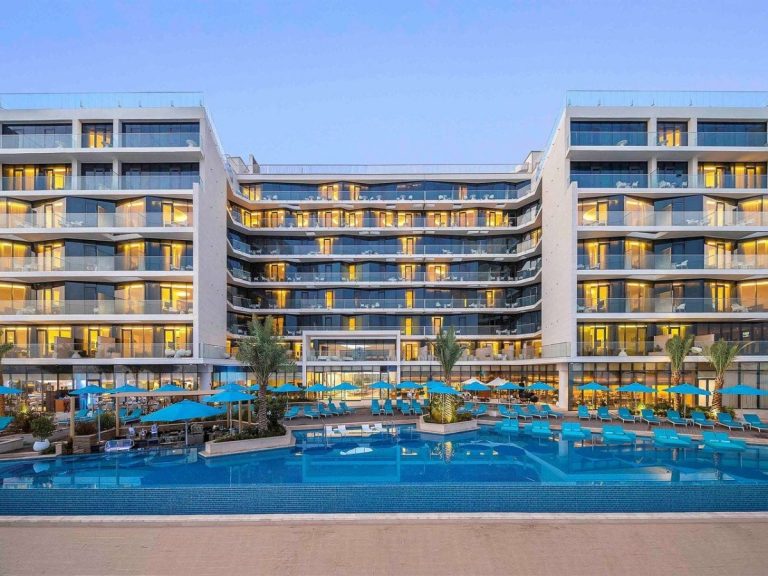 The Retreat Palm Dubai – oaza spokoju na słonecznej wyspie Palm Dubai