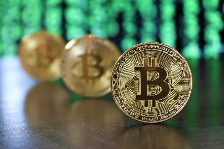Bitcoin – wszystko, co musisz wiedzieć o najpopularniejszej kryptowalucie