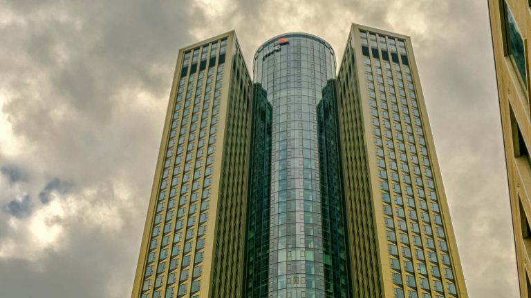 Prezesi firm w Polsce pełni obaw o przyszłość