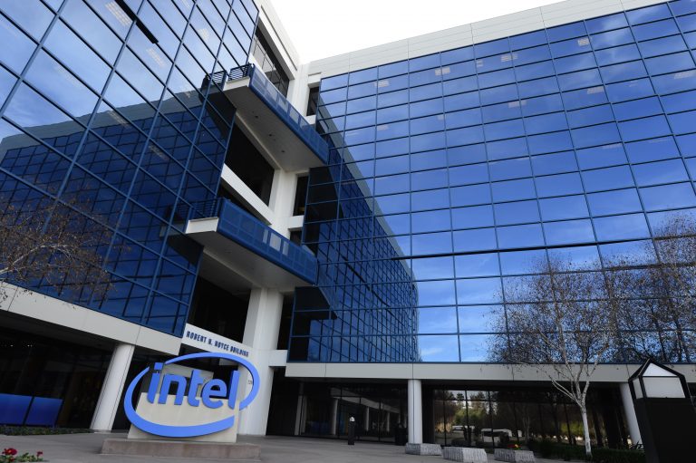 Polski startup technologiczny przejęty przez Intela