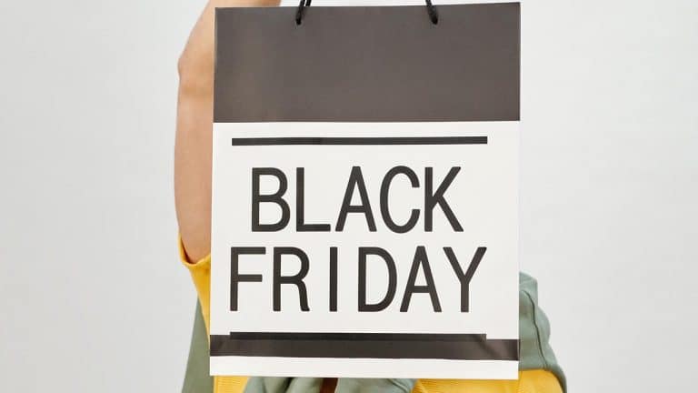 Na co zapolują Polacy w Black Friday?