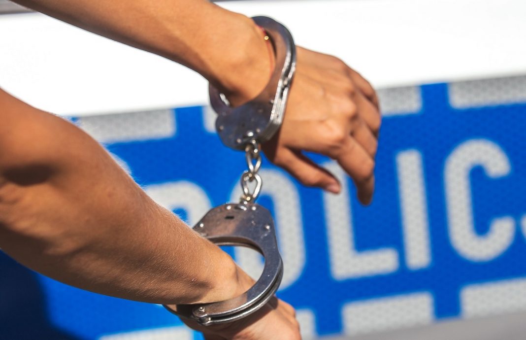 policja przestępca