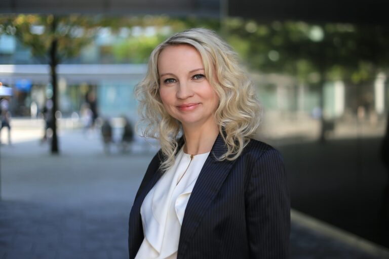 Sieci ekonomiczne kuszą klientów w regionie CEE