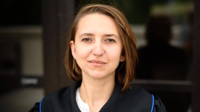 Spłacać, czy nie spłacać kredyt frankowy?