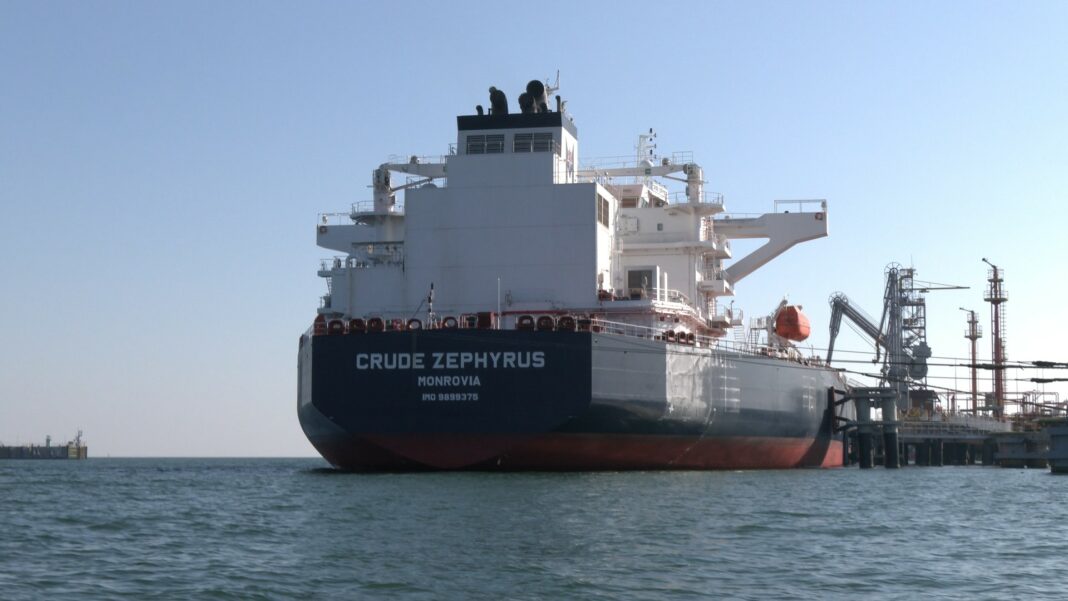 Naftoport ropa tankowiec
