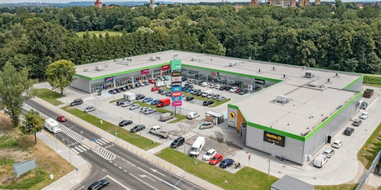 W 2022 r. powierzchnia parków handlowych wzrosła o 1/3. W planach inwestorzy mają kolejne 400 tys. mkw