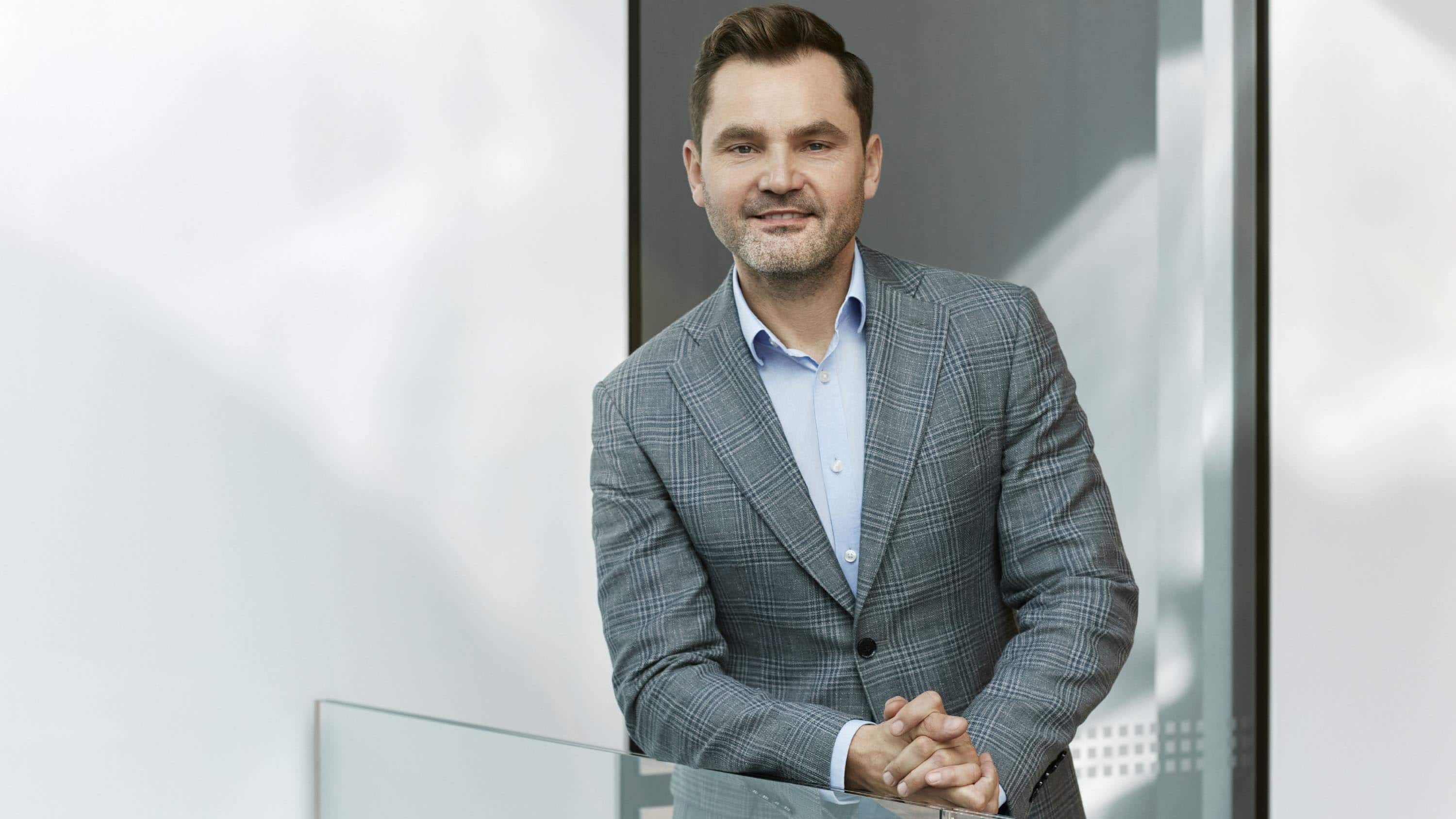 Kryspin Derejczyk, Wiceprezes Zarządu Grupy CCC ds. Finansowo-Księgowych