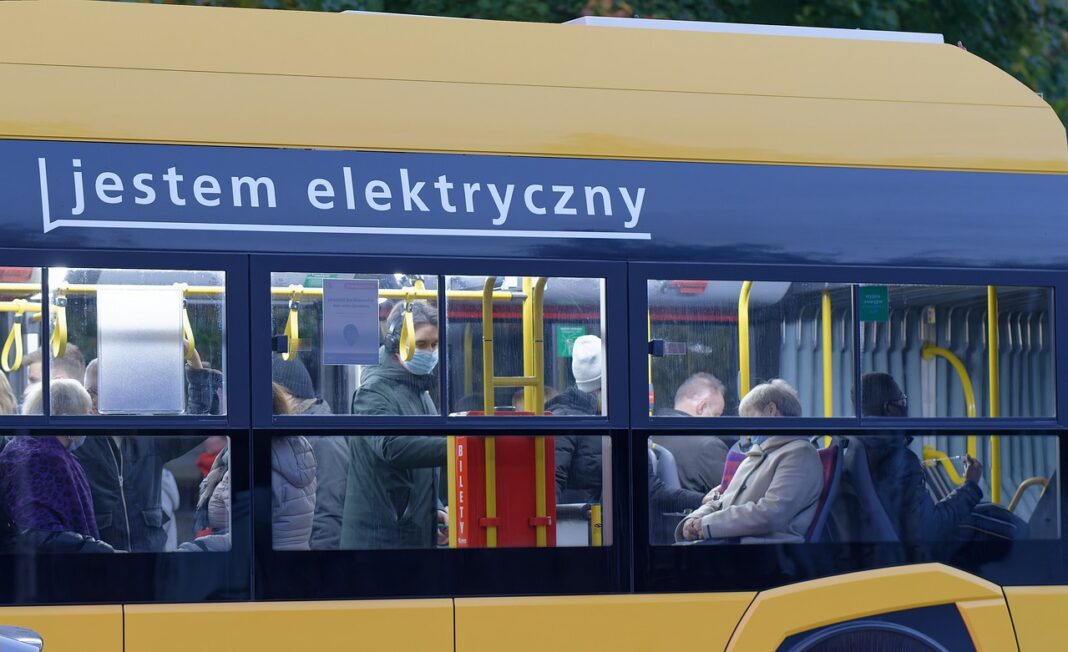 autobus elektryczny