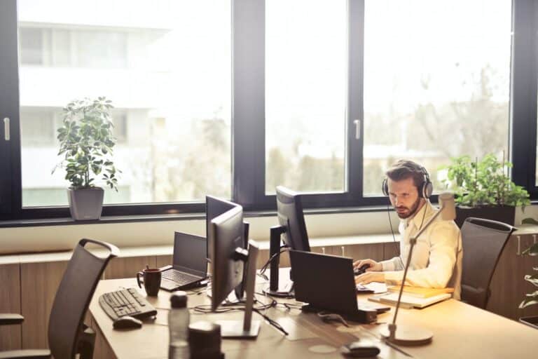 Managed Services: czym jest ta usługa i dlaczego się opłaca?