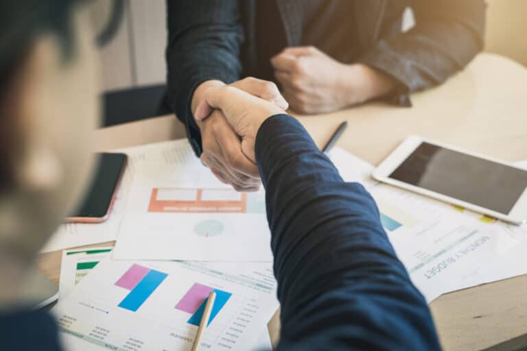 Staff augmentation czy project outsourcing – który model współpracy wybrać?