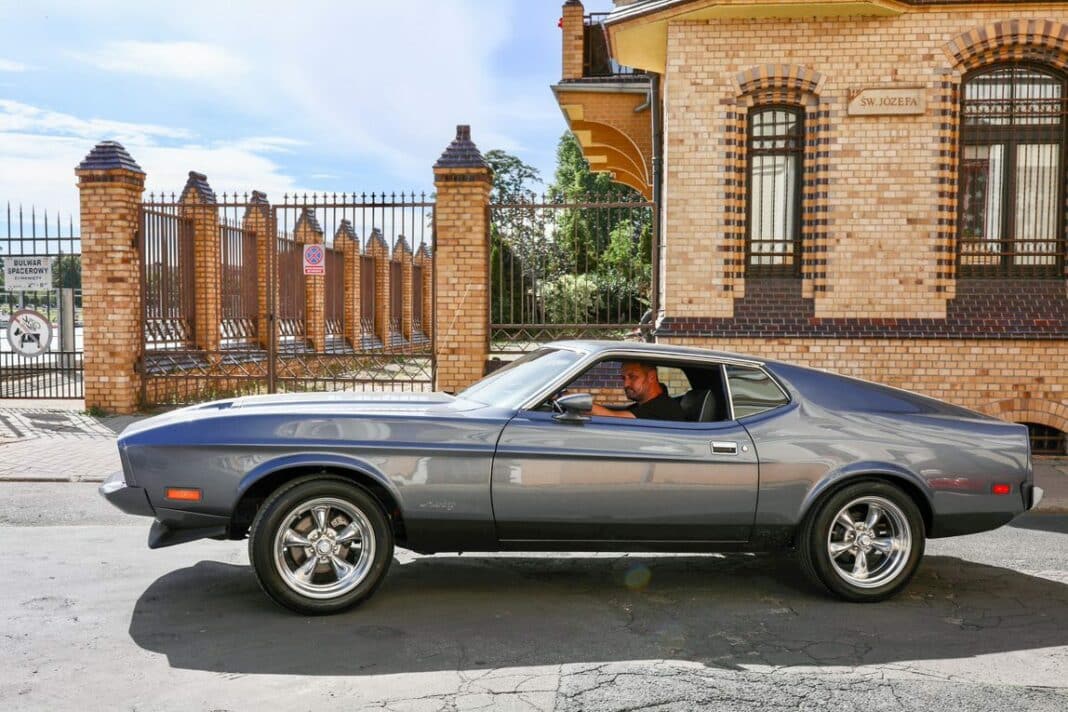 Mustang Mach 1 Adam Klimek