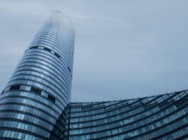 sky tower wrocław biuro