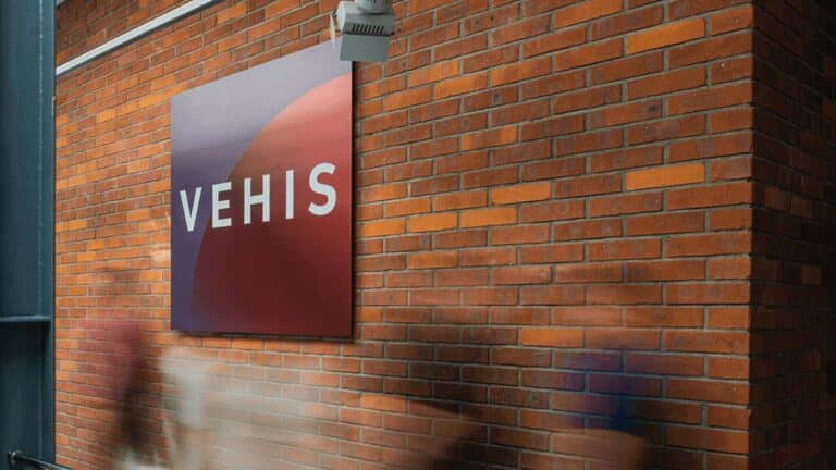 VEHIS pozyskał 1,3 mld PLN na rozwój