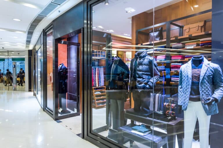 Centra handlowe w maju 2023 r.: obroty i odwiedzalność