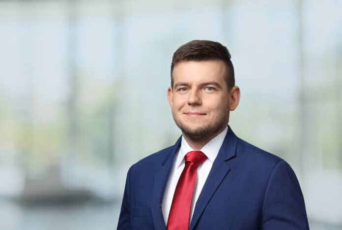 Bartosz Cisło, Associate, dział Corporate Finance & Valuation w Savills