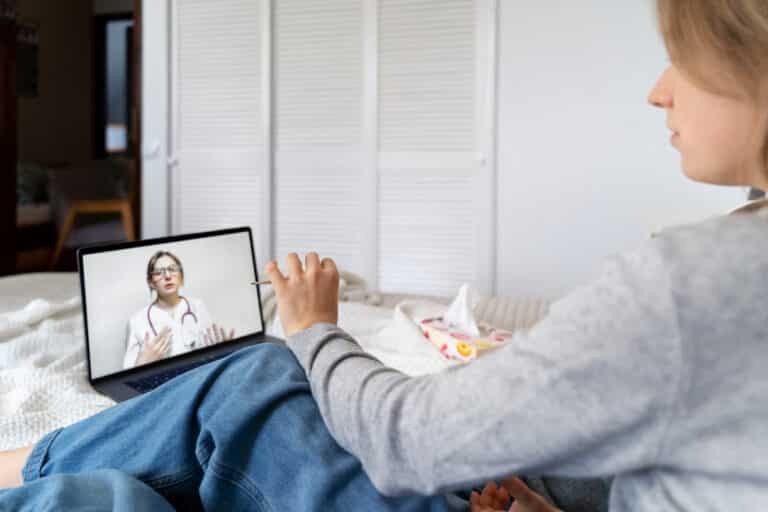 Zwolnienie lekarskie online od pracownika – gdzie sprawdzić, na ile zostało wystawione?