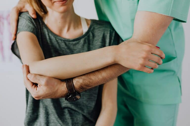 Osteopata ortopedyczny Kraków – jakie są zalety tej metody leczenia?