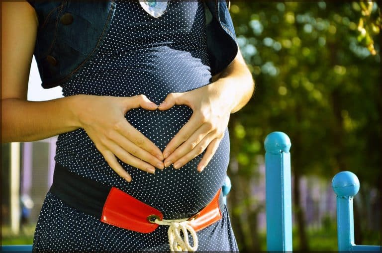 Prawa kobiet w pracy w okresie ciąży i macierzyństwa