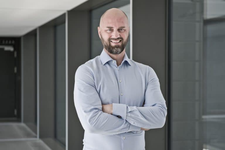 Michał Grzybkowski sprzedał udziały w Beyond.pl i przestał pełnić funkcję Wiceprezesa Zarządu w spółce