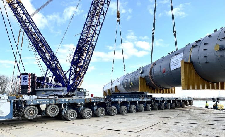 Największy w historii Polski transport rzeczno-drogowy rusza drogami Płocka