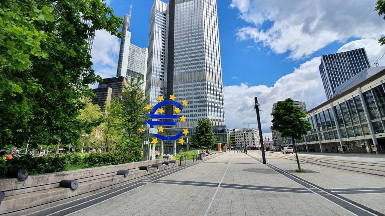 EBC: podwyżka czy pauza? Co dalej z kursem euro