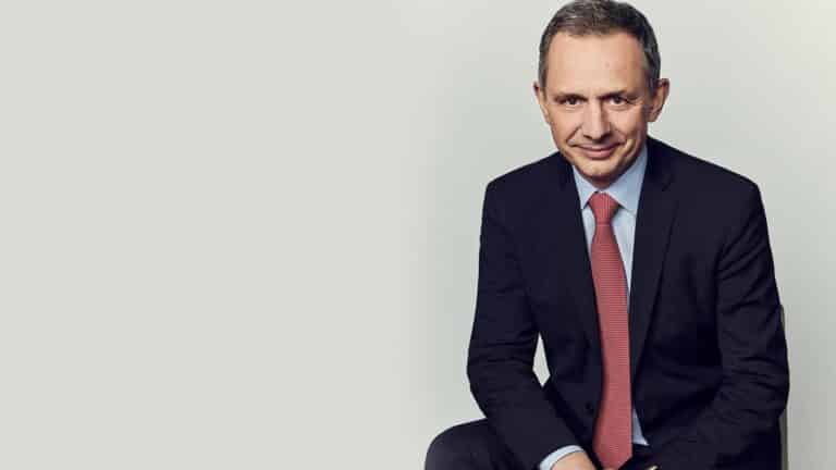 Większość ludzi na świecie ma niezdrowy stosunek do pracy