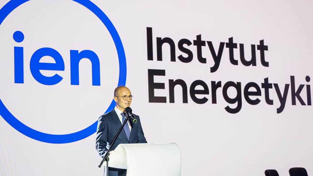 Jakub Kupecki, Instytut Energetyki