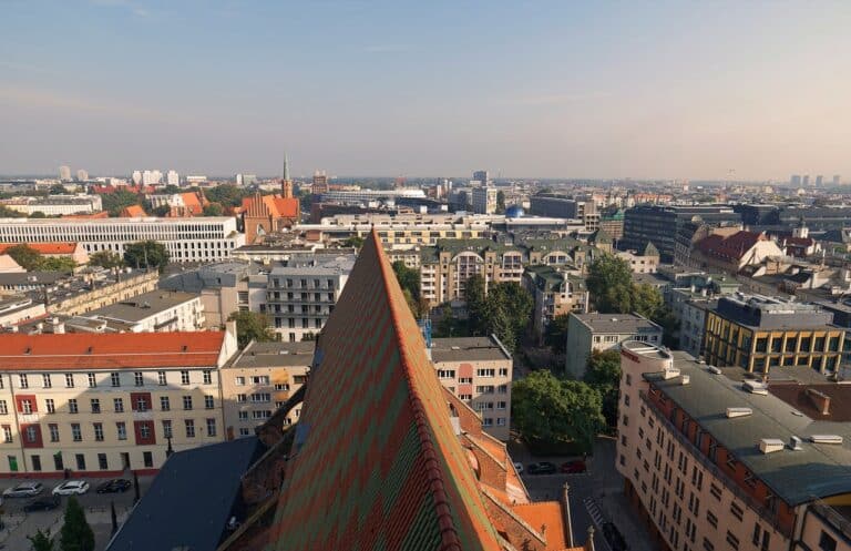 Podaż mieszkań na rynku wtórnym się stabilizuje, ale ceny nadal rosną