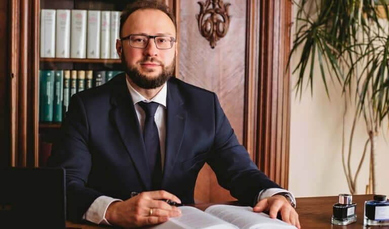 Frankowicze nie odpuszczają. Sądy wciąż puchną od nowych spraw. Przyszły rok będzie podobny, ale wzrosty będą mniej spektakularne