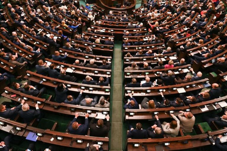 Rynki czekają na reformy – czy rekonstrukcja rządu przyniesie oczekiwane zmiany?