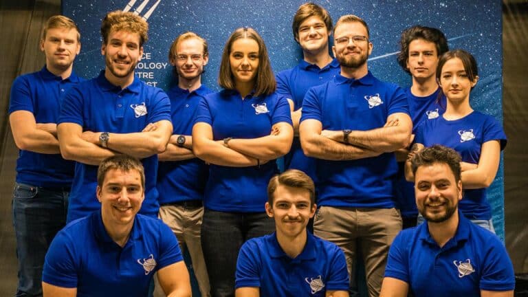 AGH w drodze na Księżyc – uczelnia zawarła umowę z firmą Orbital Space