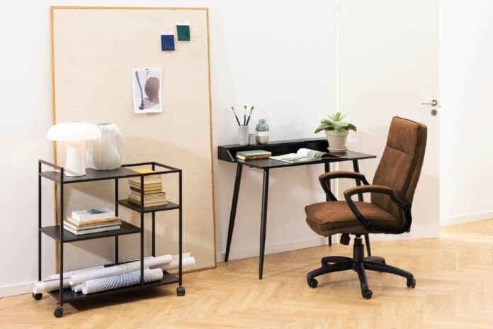 Pracuj stylowo i komfortowo wybierz fotel biurowy, który zadba o Twój kręgosłup