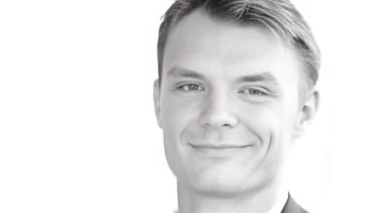 Sereni Polska i nowe podejście do usług pogrzebowych – wywiad z Jakubem Rondudą