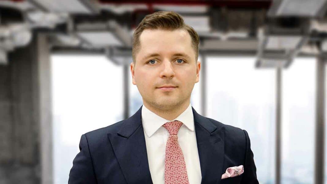 Artur Czuba, Associate Director, Investment, Avison Young