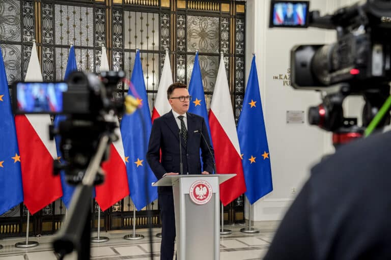 Szkoła wolna od smartfonów – projekt ustawy trafił do Sejmu
