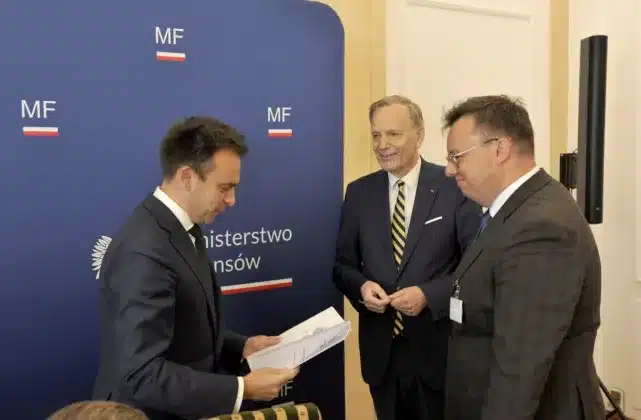 spotkanie przedstawicieli przedsiębiorc&oacute;w z ministrem finans&oacute;w Andrzejem Domańskim