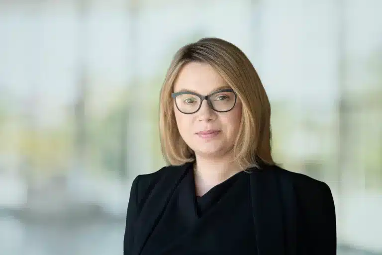 Savills wzmacnia zespół i ogłasza awanse kluczowych menedżerek