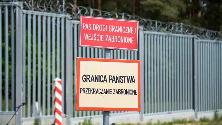 Zakłócone łańcuchy dostaw – polskie firmy odczuwają skutki zamknięcia granicy z Białorusią