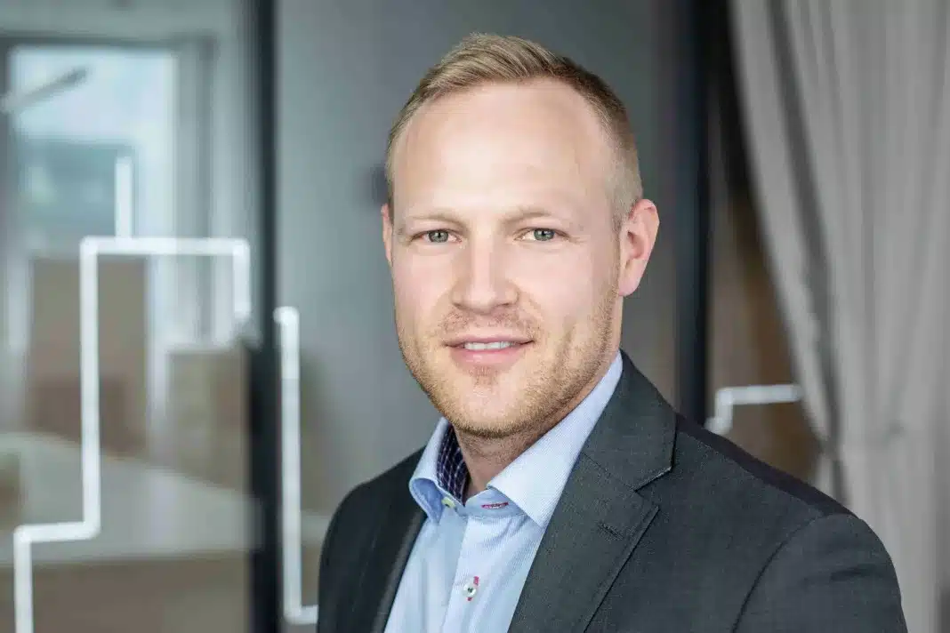 Jacek Szkuta, Dyrektor Działu Gruntów Inwestycyjnych, AXI IMMO
