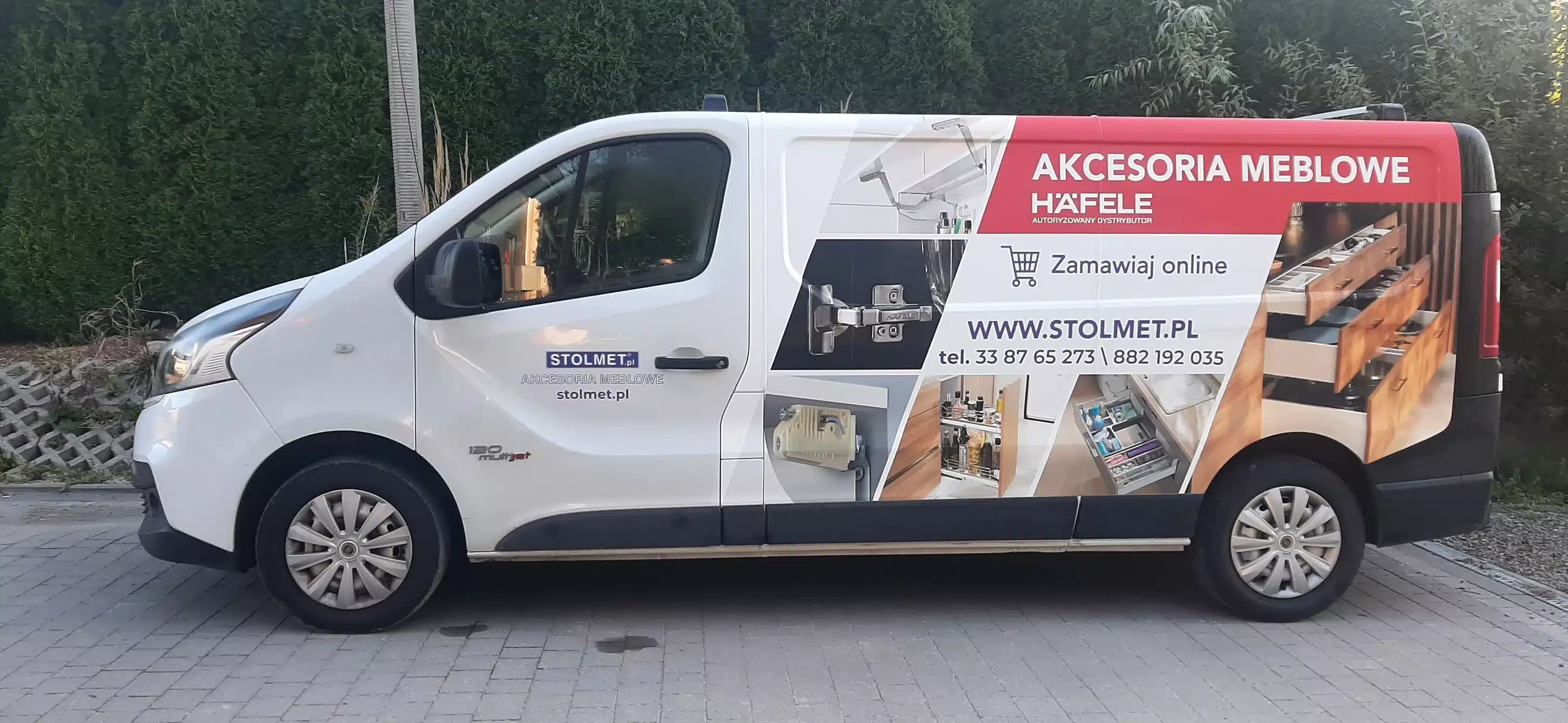Czym okleić flotę samochodów