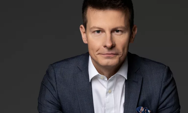 Skup wierzytelności frankowych – jakie pułapki czyhają na kredytobiorców?