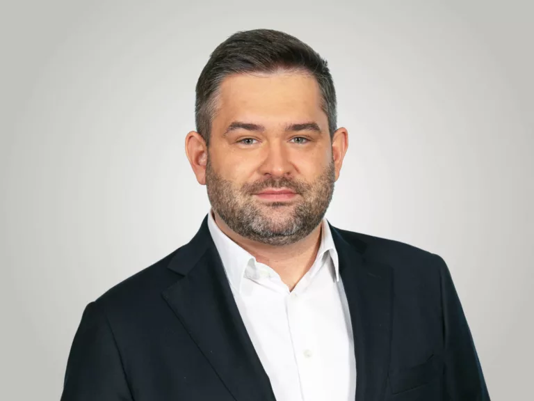 Warszawski rynek biurowy: Stabilność czynszów przy rosnących wymaganiach najemców