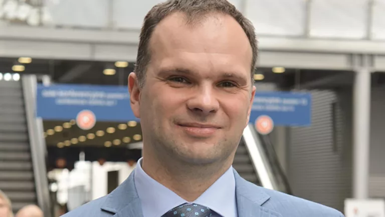 Premier powołał Radę ds. Drewna i Mebli – krok w stronę odbudowy sektora