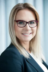 Kinga Bloch, Knight Frank