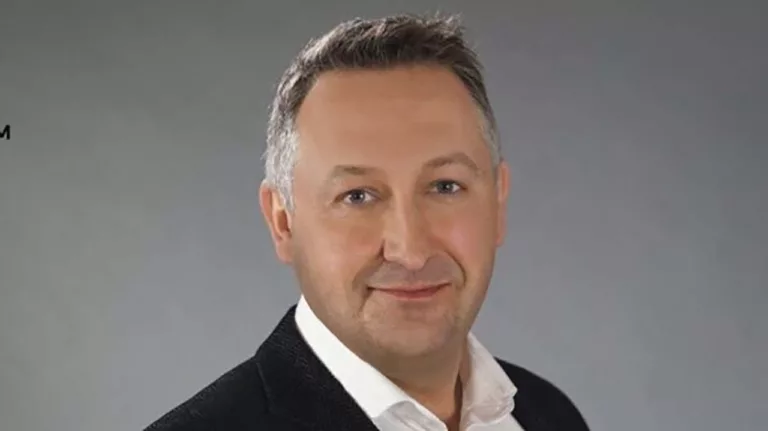 W kampanii pełnej sloganów są propozycje, które warto potraktować serio