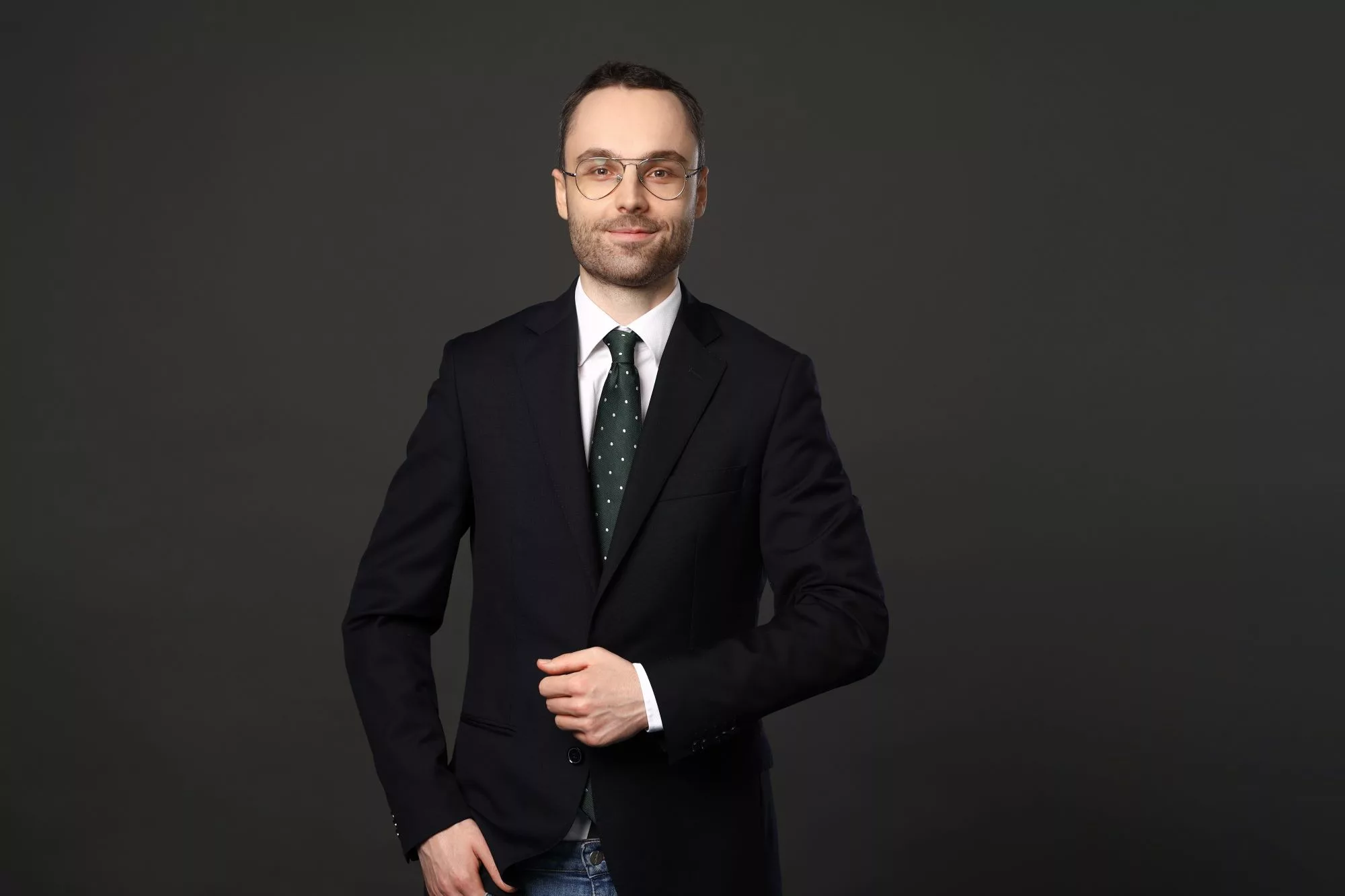 Karol Kuterek, associate w zespole IPT DLA Piper w Polsce