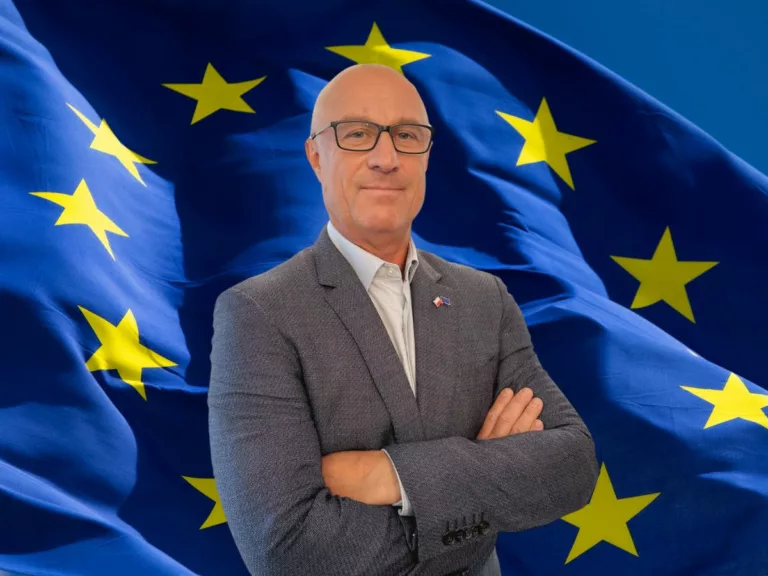 Robert Szustkowski apeluje do Premiera RP o ochronę bezpieczeństwa osobistego w obliczu fali mowy nienawiści