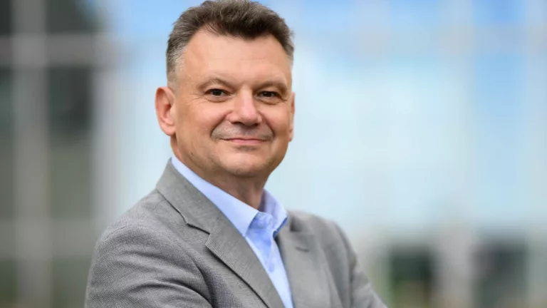 ORBITEO ma integrować polskie technologie dual-use. JRH obejmie większościowy pakiet w Apollo Capital ASI