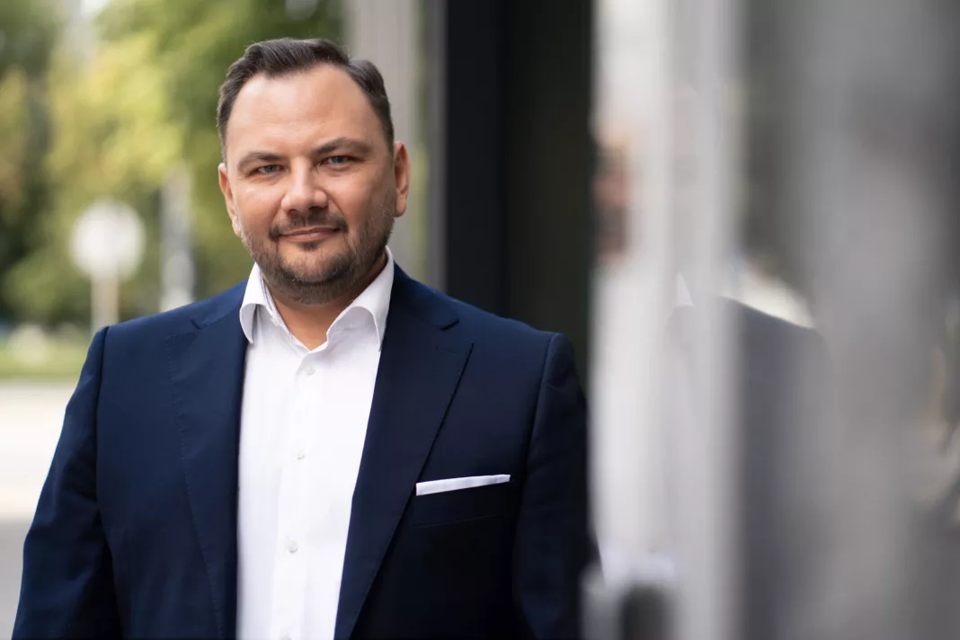 Tomasz Chojnacki, dyrektor regionalny w dziale powierzchni biurowych Newmark Polska
